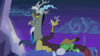 Discord snapping his fingers S6E25