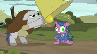 Hypnotized filly shaking and dizzy S7E26