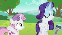 Rarity rejecting Sweetie Belle's modification S6E14