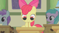 Apple Bloom taking notes S1E12