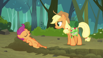 Scootaloo 'Just getting my exercise!' S3E06