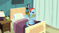 Rainbow Dash loves reading1 S02E16