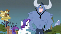 Rarity trying to reason with Iron Will S2E19