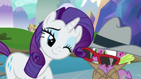 Rarity winking at Spike S8E11