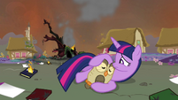 Twilight and Owlowiscious sad S4E26