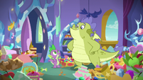 Spike and Sludge surrounded by pony stuff S8E24