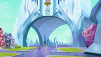 Twilight and friends approach the palace S6E16