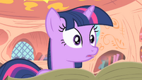 Twilight runs out of quills S1E24