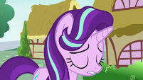Starlight Glimmer "freaked out and ran out" S6E25
