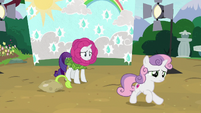Whoa, I'd never thought Sweetie Belle would go all ape on Rarity.