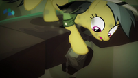 Daring Do nearly falling off S6E13