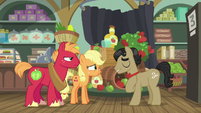 Filthy Rich apologizing to young Applejack S6E23