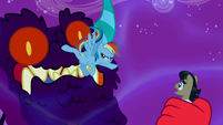 Rainbow Dash kicks monster house's face S5E13