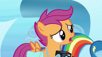 Scootaloo confused by Rainbow's frustration S7E7