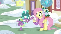 Spike swaps papers with Fluttershy MLPBGE