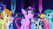 Popular background ponies staring at Twilight S01E01