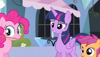 Twilight about to tell Spike the truth S4E24