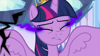 Twilight under King Sombra's influence S9E1