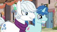 Double Diamond and Party Favor smile at Starlight S6E25