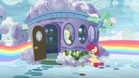 Mr. Shy chases clouds; Mrs. Shy tends to her garden S6E11