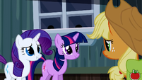 "Oh Applejack! Thank heavens."