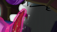 Rarity about to sneeze S6E5