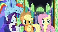 Applejack and friends agree with Twilight Sparkle S7E11