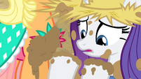 Rarity looking at muddy hooves S4E13