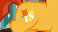 Sunburst's cutie mark appears S5E26