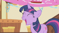 Twilight is happy S1E5