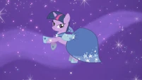 Twilight kicking her legs S1E14