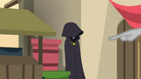 Cloaked figure appears on the movie set EGS2