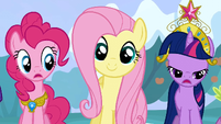 Fluttershy Looks S3E10