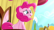 Pinkie Pie singing on top of balcony S4E12