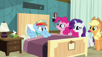 Sweating Rainbow Dash 'how's our patient doing today' S02E16