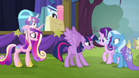 Twilight "nothing better than a bond" S8E19