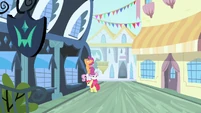 CMC trying to sneak into the studio S4E19