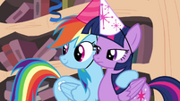 Rainbow with hoof around Twilight S4E04