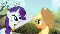 Rarity singing at dilapidated Sweet Apple Acres S03E13