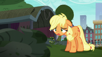 Applejack tired and downtrodden S5E16