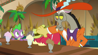 Discord puts a fedora on Big Mac's head S8E10