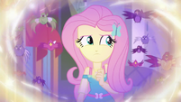 Fluttershy suddenly surrounded by birds EGDS5