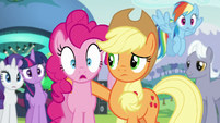 Pinkie shocked at something S5E24