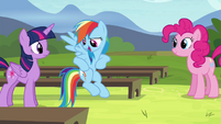 Rainbow imitating rap-style sounds S4E21