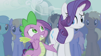 Spike awkward around Rarity S1E06