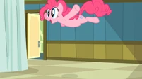 Pinkie Pie explaining the size of an orange S2E16
