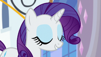 Rarity "begin to question the proper" S6E12