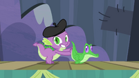 Spike pushing Gummy S4E21