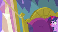 Applejack's lasso wraps around Twilight's bed MLPS2