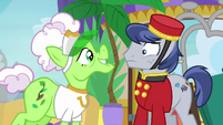 Applesauce continues flirting with Bell Hop Pony S8E5